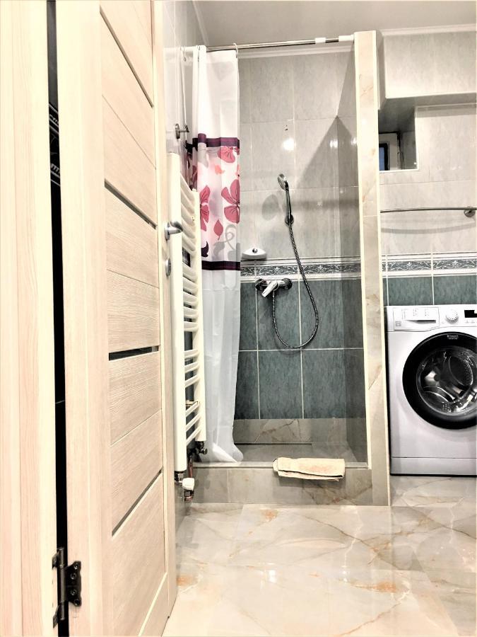 Large Apartment In Ultra-Central Location براشوف المظهر الخارجي الصورة