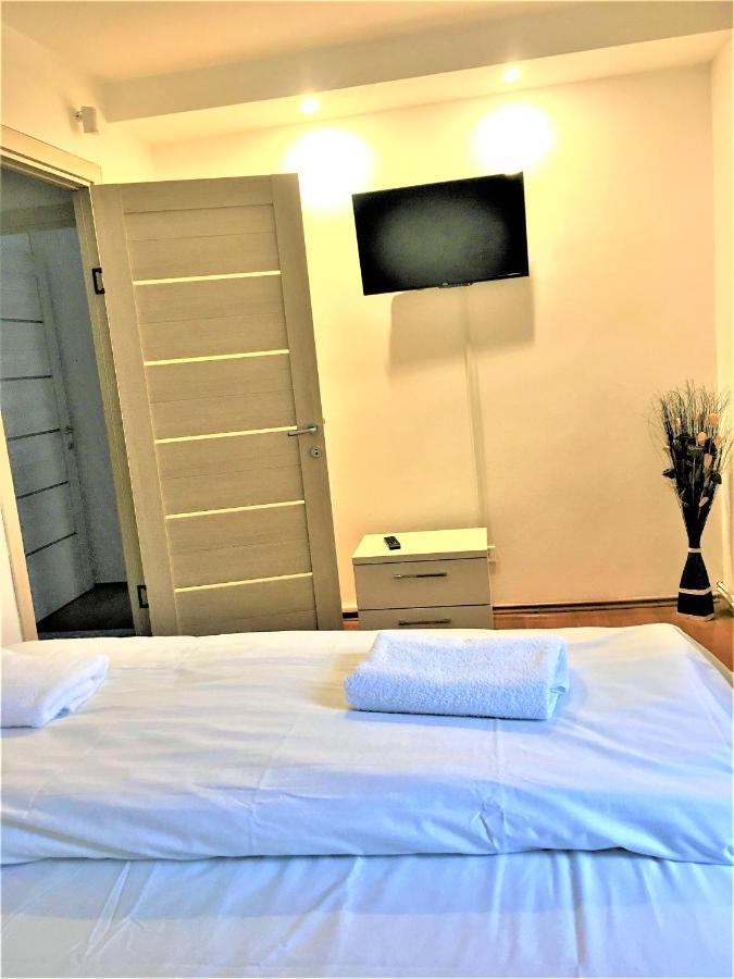 Large Apartment In Ultra-Central Location براشوف المظهر الخارجي الصورة
